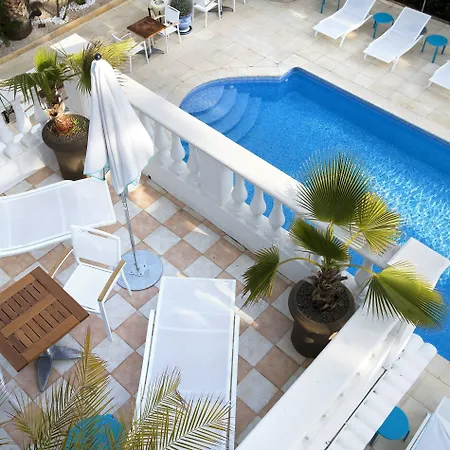Otel La 3*