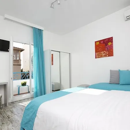 La Otel 3*