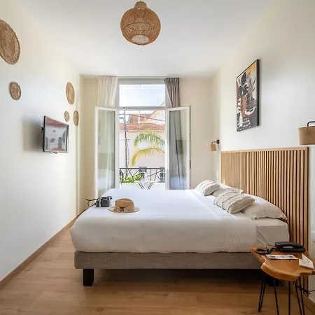 La 3* Жуан-ле-Пен