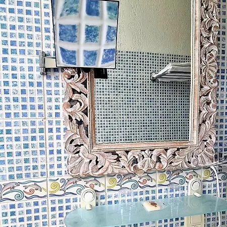 La Hotell