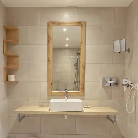 Hotel La 3*