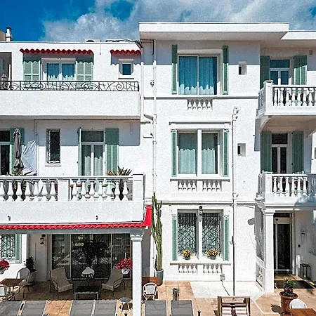 La 3* Juan-les-Pins