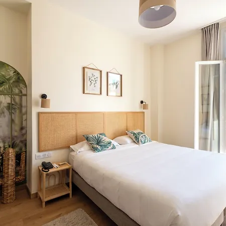 La Hotel 3*